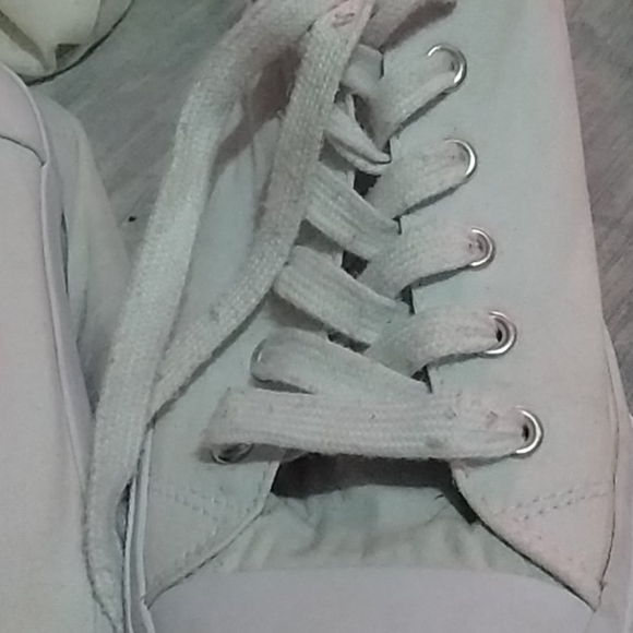 Mossimo canvas sneakers - Picture 8 of 8